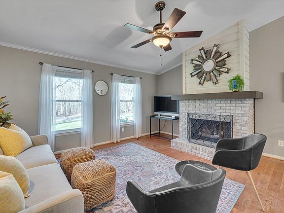5th image of 6814 Lockwood Dr