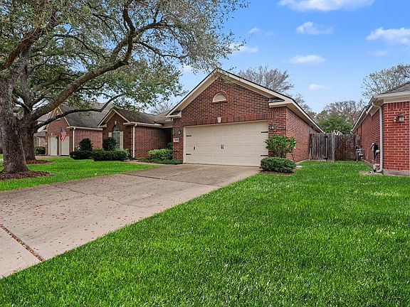 3rd image of 22818 Orchard Oak Ln