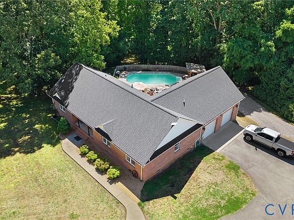 2nd image of 11761 Putnam Pl