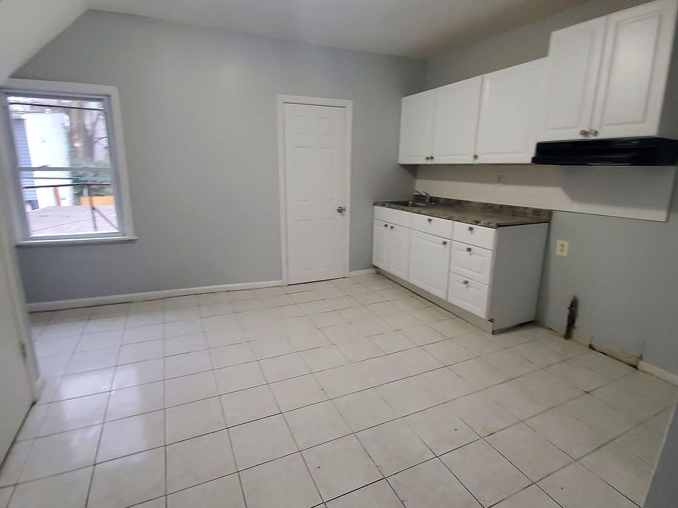 1st image of 65 Highland Ave Floor 2