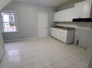 65 Highland Ave FLOOR 2, Newark, NJ 07104