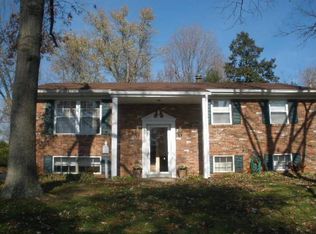 3502 Saint Edwards Dr, Jeffersontown, KY 40299