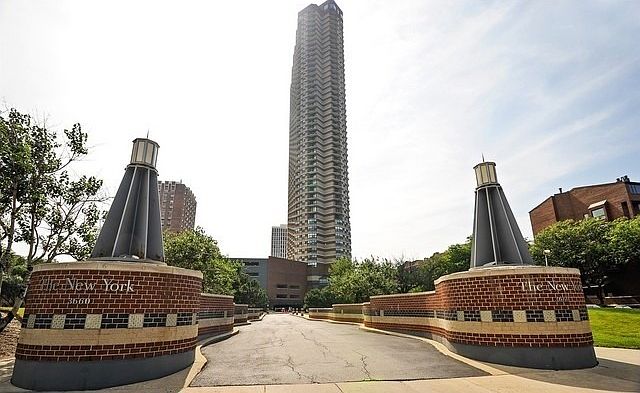 1st image of 3660 N Lake Shore Dr APT 416