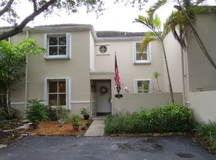 5541 SW 70th Pl S, Miami, FL 33155