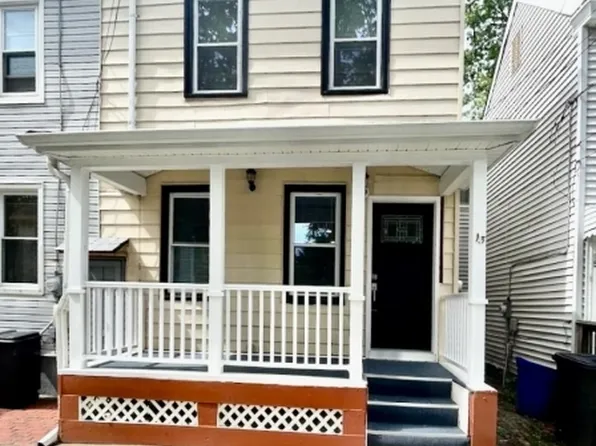 13 West St, Bordentown City, NJ 08505