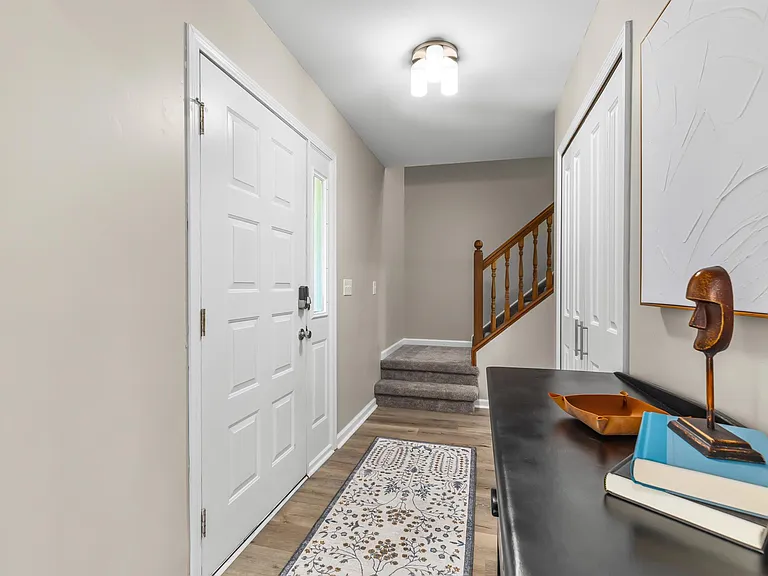 4575 Oakestia St — Photo 49