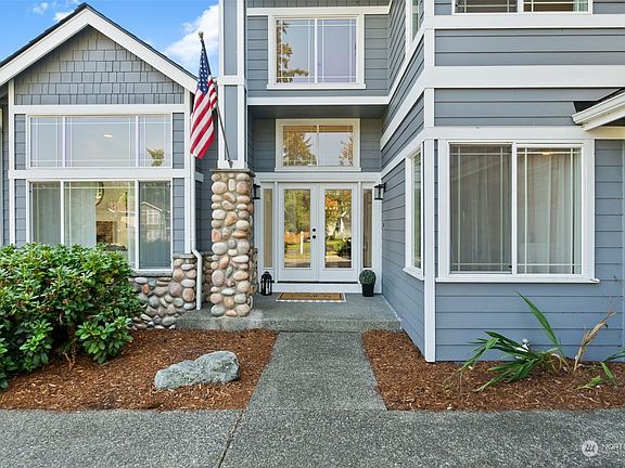 2nd image of 1620 42nd Street NW