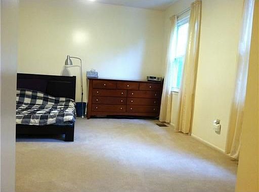 5th image of 155 Baron Ln