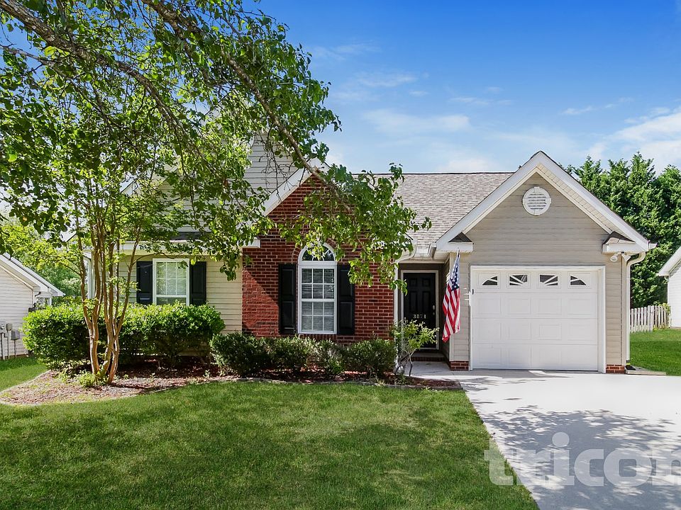 1st image of 3871 Range Crest Ct