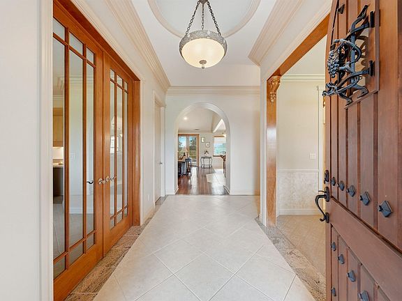 2nd image of 2490 Crescent Moon Ct