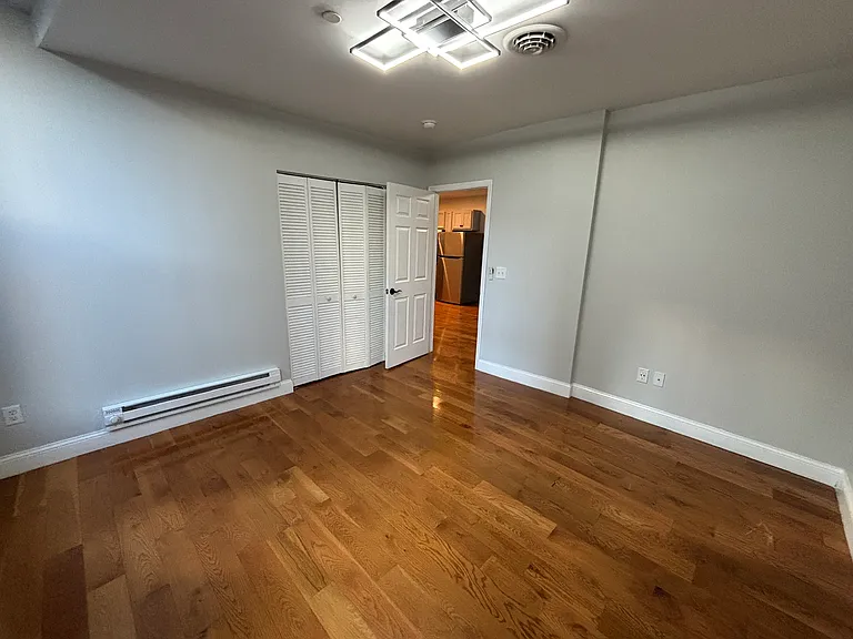 37 Maiden Ln #3A — Photo 4
