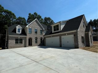 2307 Beebalm Dr, Statham, GA 30666