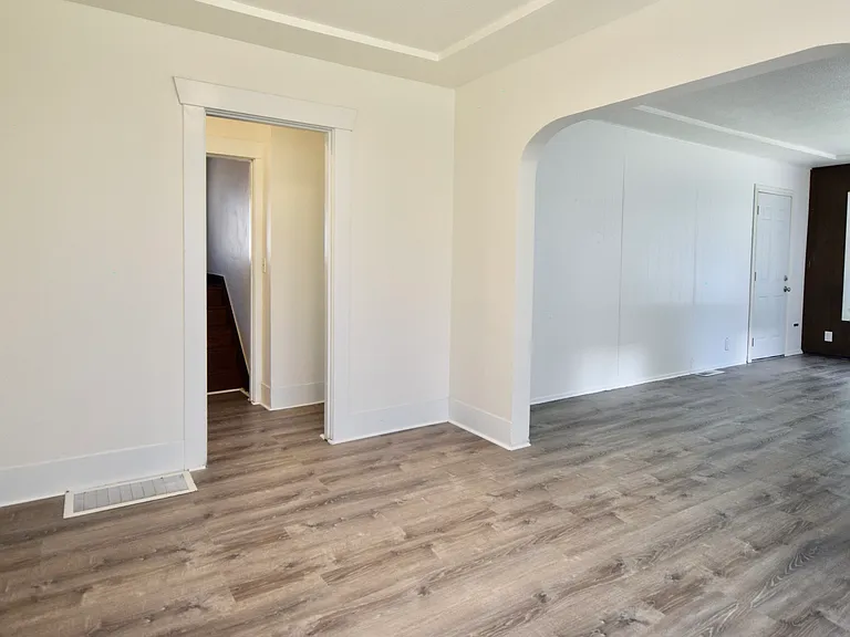 5841 NE 18th Ave — Photo 29