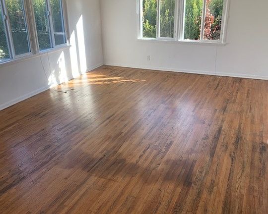 2nd image of 9860 Vidor Dr #9862
