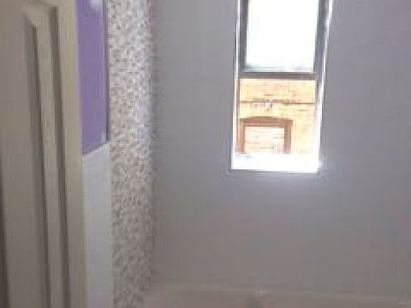3rd image of 115 Post Ave APT 1C