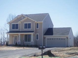 1 Avendale Pkwy, Ballston Lake, NY 12019