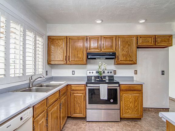 2nd image of 11811 N Bancroft Dr