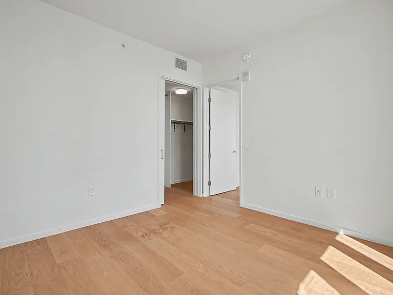 889 Francisco St #2803 — Photo 13