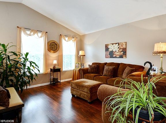 3rd image of 795 Serendipity Dr