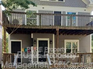 1620 SW College Ave APT 1, Topeka, KS 66604