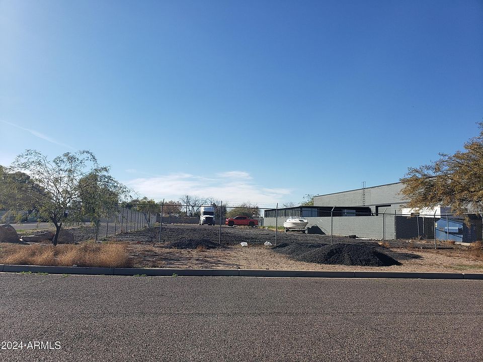 2nd image of 628 N 37Th Drive #6