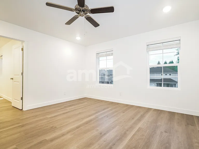 7809 Verona Loop — Photo 9