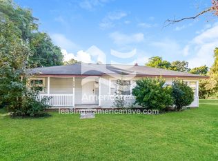 5209 Catalpa Rd, Fayetteville, NC 28304