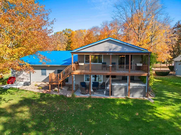 250 Alpine Dr, Shawano, WI 54166