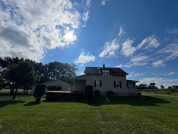 5th image of 3232 Pontius St NE