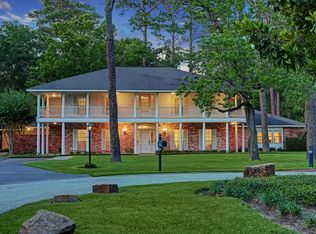 11306 Williamsburg Dr, Houston, TX 77024