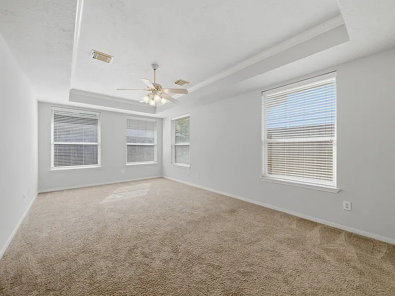 1631 Crescent Shores Ln — Photo 24