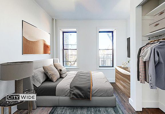 2nd image of 109 Saint Marks Pl APT 19