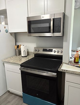 5th image of 828 Brentwood Ln