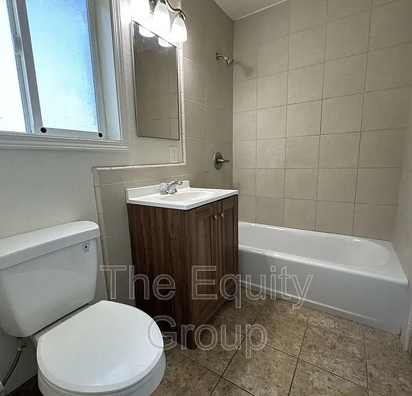 397 N Valencia Blvd — Photo 6