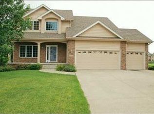 2598 NW 151st St, Clive, IA 50325