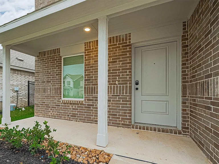 27615 Seascape Village Dr — Photo 45