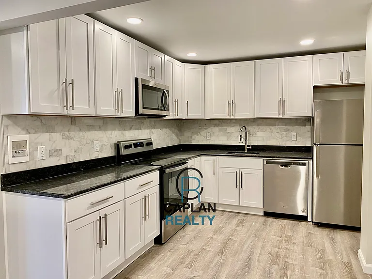 46 Fountain St #303 — Photo 2