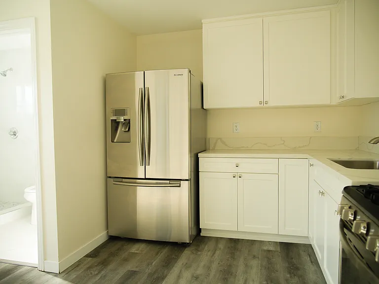 723 W F St #723 — Photo 19