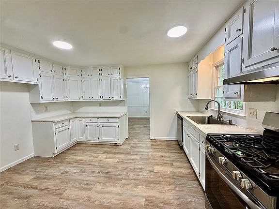 5th image of 5264 Golfcrest Cir