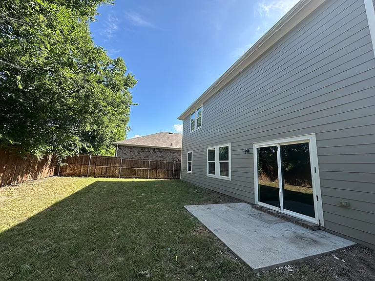 2713 Silver Leaf Ln — Photo 36