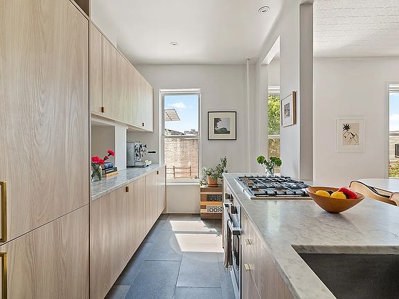 3rd image of 273 Prospect Park W APT 3