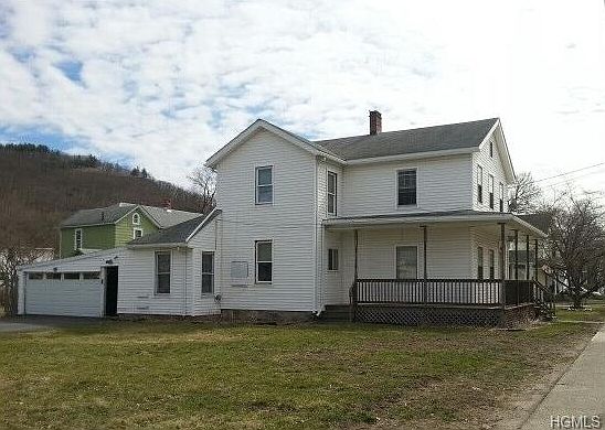 2nd image of 165 W Main St