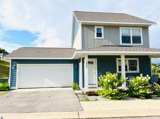 4053 Quincy Ct, Traverse City, MI 49684