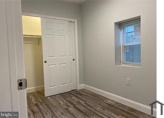 4th image of 3249 N Park Ave #1