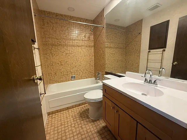 17482 Falling Water Rd — Photo 13