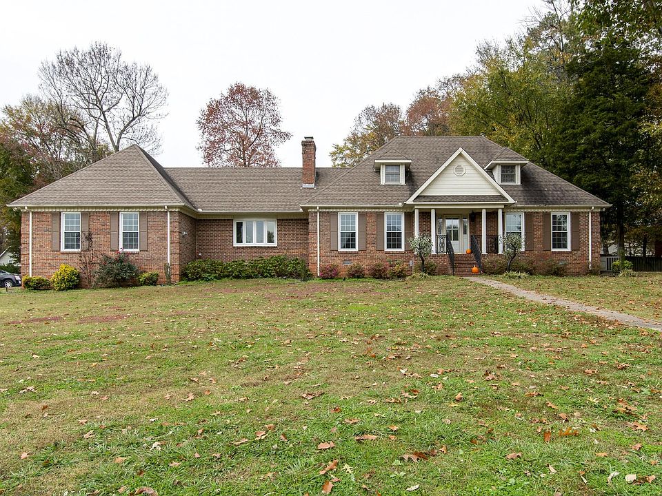 1st image of 106 Glen Echo Dr