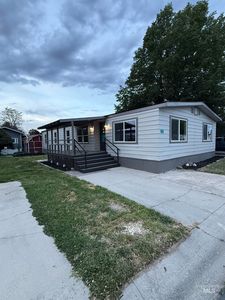 424 W Cherry Ln Trailer 53, Meridian, ID, 83642