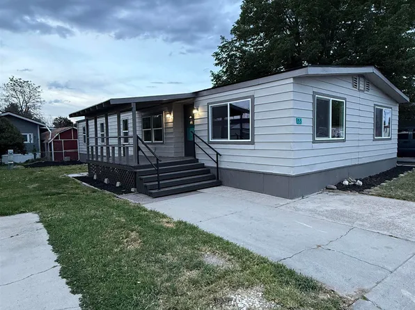 424 W Cherry Ln Trailer 53, Meridian, ID 83642