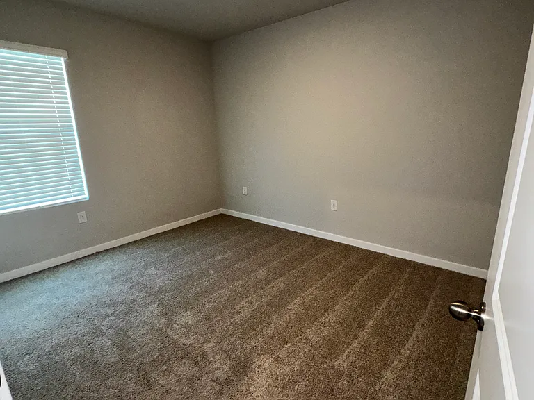 5293 Mulsanne Way — Photo 10
