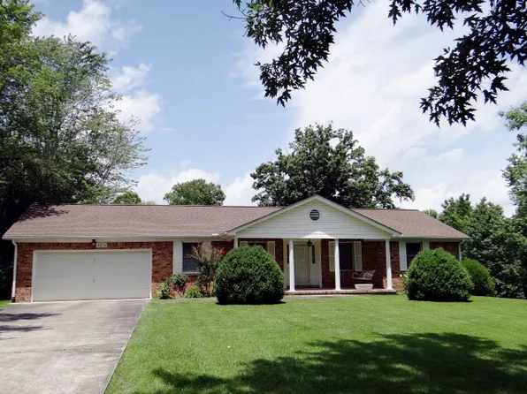 4874 Village Rd, Cookeville, TN 38506